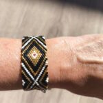 pulsera artesanal como expresión creativa y simbólica